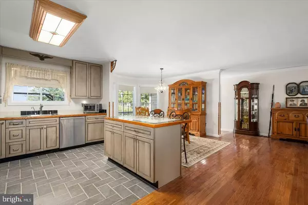 Crisfield, MD 21817,4960 JOSHUA THOMAS RD