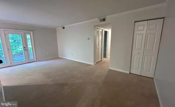 Woodbridge, VA 22191,15522 HORSESHOE LN