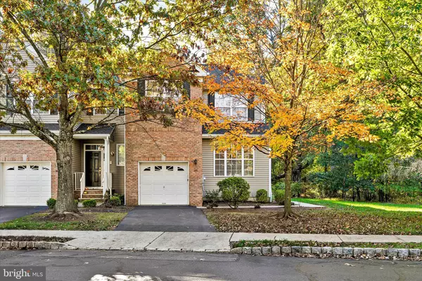 100 JACKSON AVE, Princeton, NJ 08540