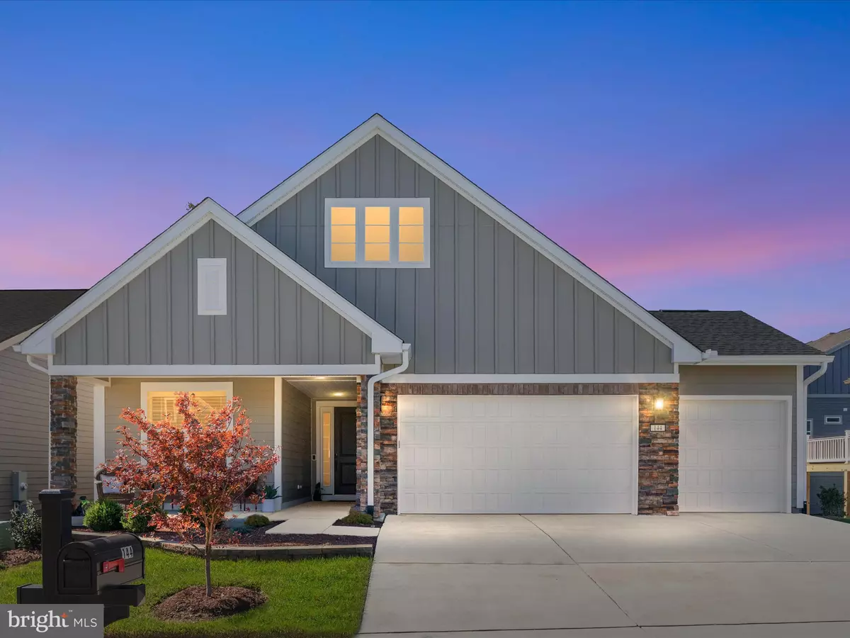 Lake Frederick, VA 22630,144 COWBIRD ST