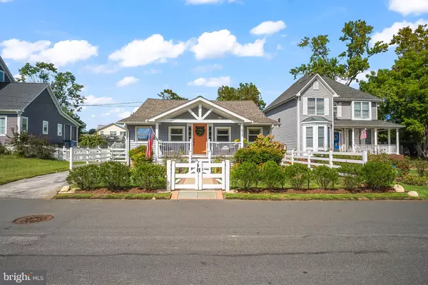 1017 SHORE DR,  Edgewater,  MD 21037