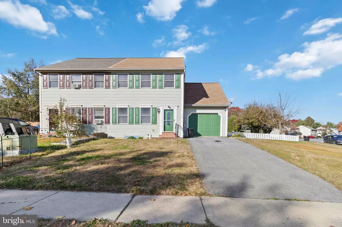 Elizabethtown, PA 17022,15 BEECH LN