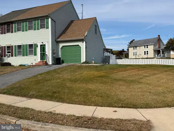 Elizabethtown, PA 17022,15 BEECH LN