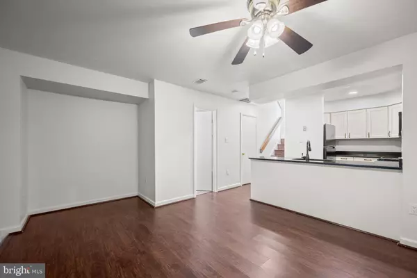 Olney, MD 20832,18120 WINDSOR HILL DR #106A
