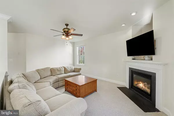 Fredericksburg, VA 22408,9923 HOLLAND MEADOWS CT