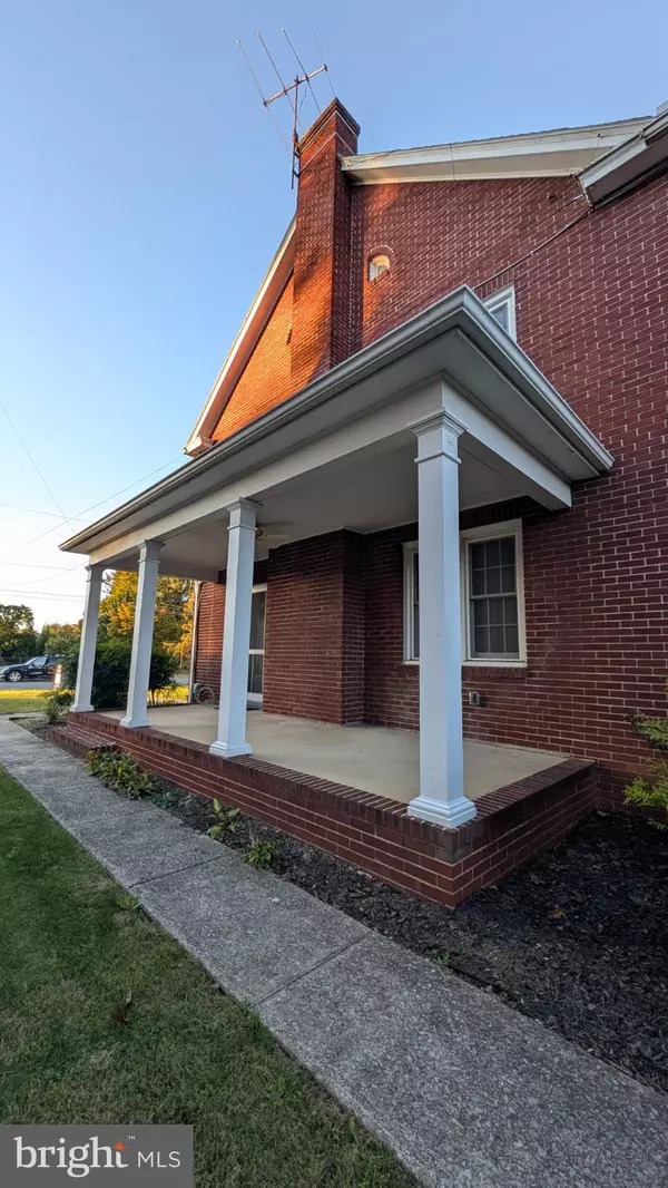 Chambersburg, PA 17201,1426 ALEXANDER AVE