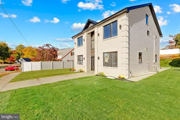 Philadelphia, PA 19114,3215 BROOKDALE RD