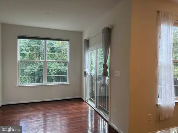 Manassas Park, VA 20111,9105 BELO GATE DR