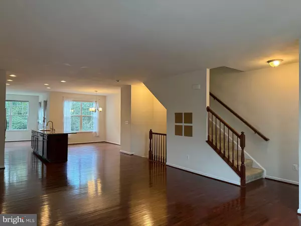 Manassas Park, VA 20111,9105 BELO GATE DR