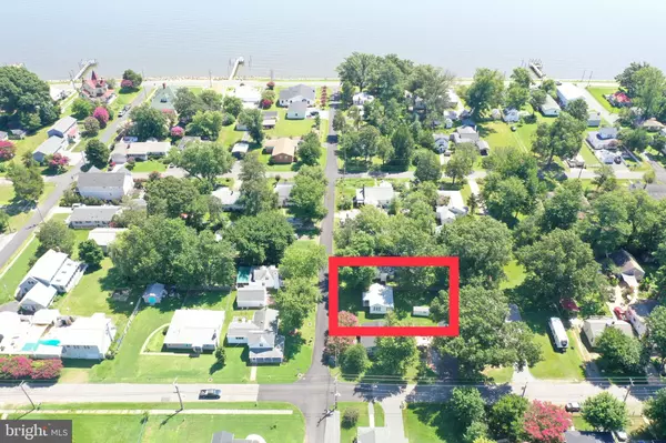 Colonial Beach, VA 22443,122 SULGRAVE ST