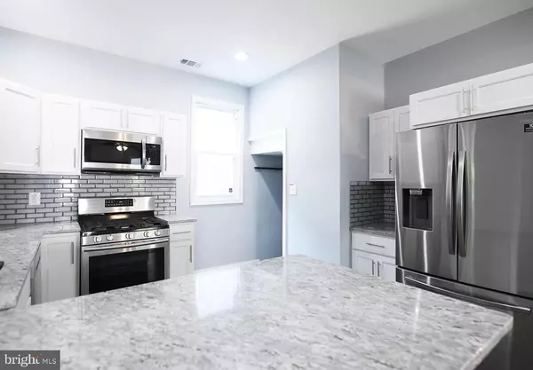 Baltimore, MD 21216,2303 ELSINORE AVE