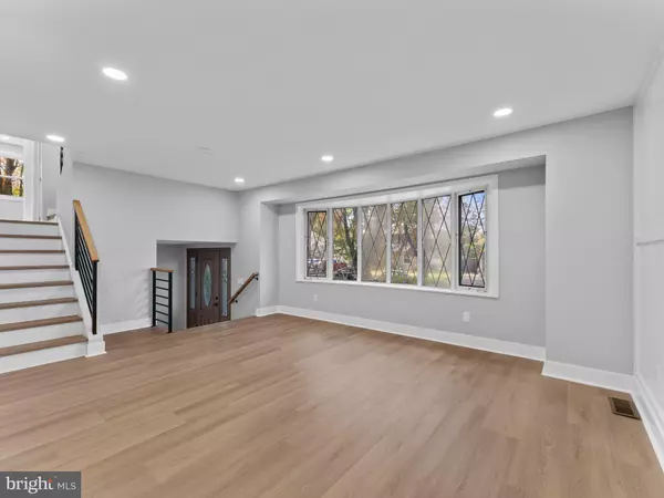 Feasterville Trevose, PA 19053,803 FAY DR