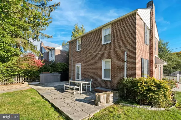 Philadelphia, PA 19128,614 WISES MILL RD