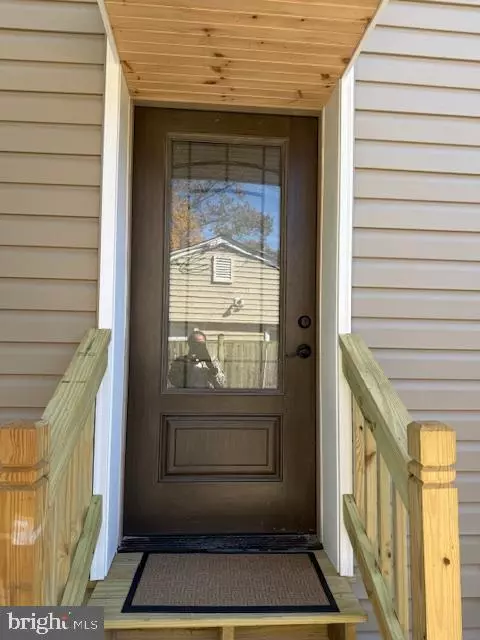 Springfield, VA 22150,7403 DICKENSON ST