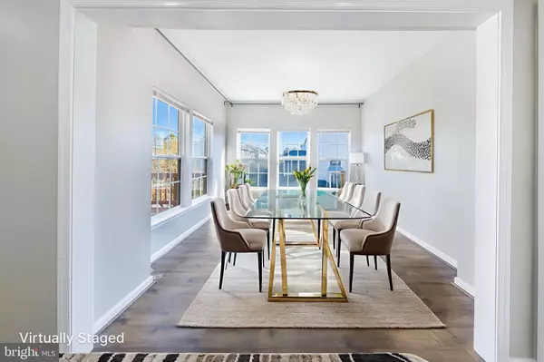 Chantilly, VA 20152,26134 LANDS END DR