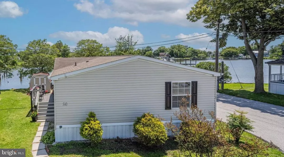 28 SHORE RD, Sparrows Point, MD 21219