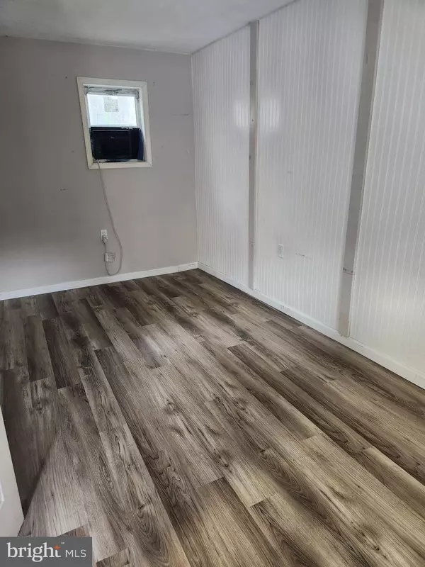 Berkeley Springs, WV 25411,9349 VALLEY RD #107