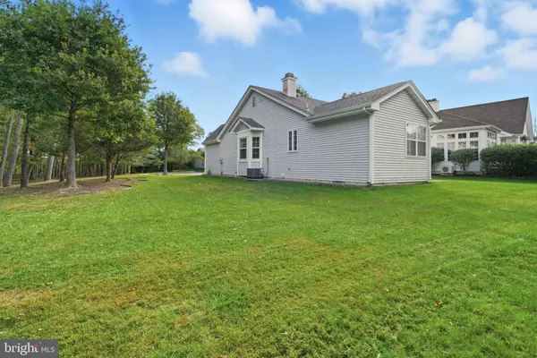 Barnegat, NJ 08005,7 RIVER BEND CT