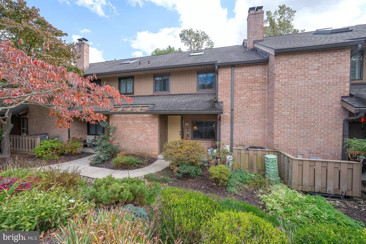 Paoli, PA 19301,332 PAOLI WOODS #332