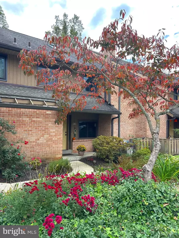 332 PAOLI WOODS #332, Paoli, PA 19301