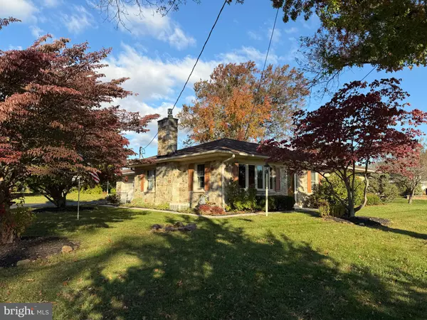 Hanover, PA 17331,20 HENRY ST