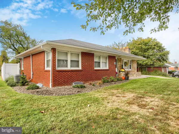 Hummelstown, PA 17036,285 DOGWOOD DR