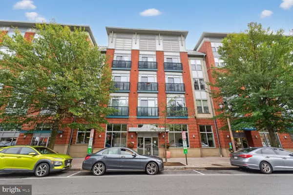Arlington, VA 22201,1800 WILSON BLVD #403