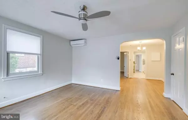 Arlington, VA 22209,1509 N RHODES ST #2