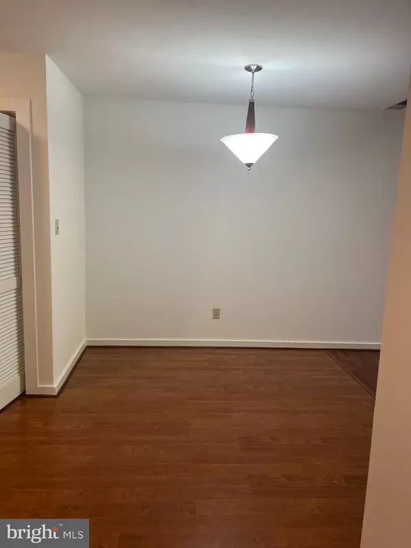 Newport News, VA 23603,218 MISTY POINT LN