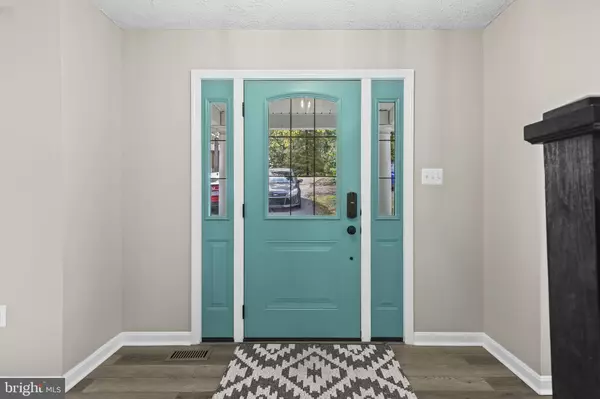 Lusby, MD 20657,738 QUAPAW CT