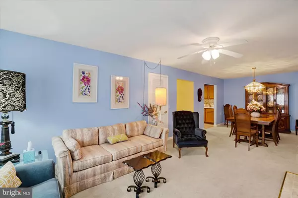 York, PA 17408,2860 GOLDEN VILLAS DR