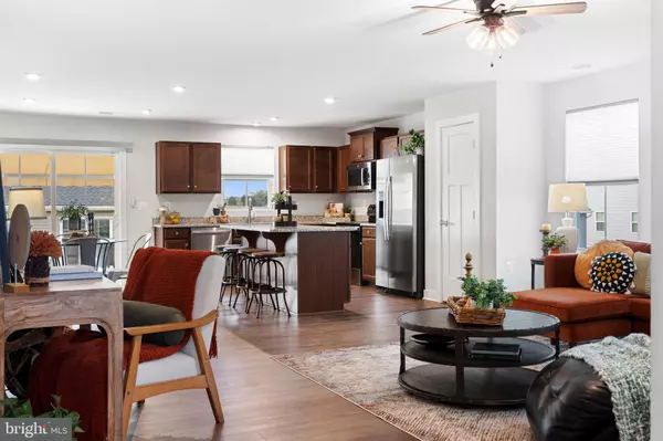 Hedgesville, WV 25427,27 WYOMING WAY