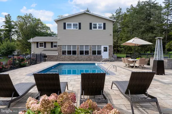 Lambertville, NJ 08530,4 NEW RD