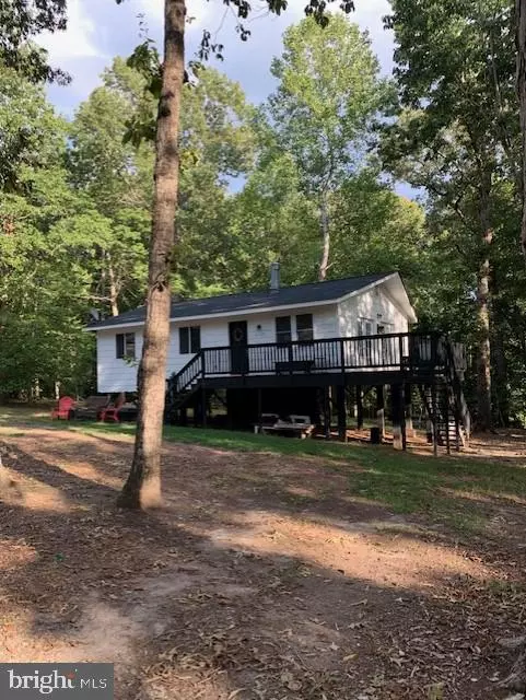 Mineral, VA 23117,5405 MOLLYS GLN