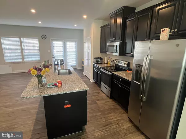 Falling Waters, WV 25419,213 MONTREAL WAY