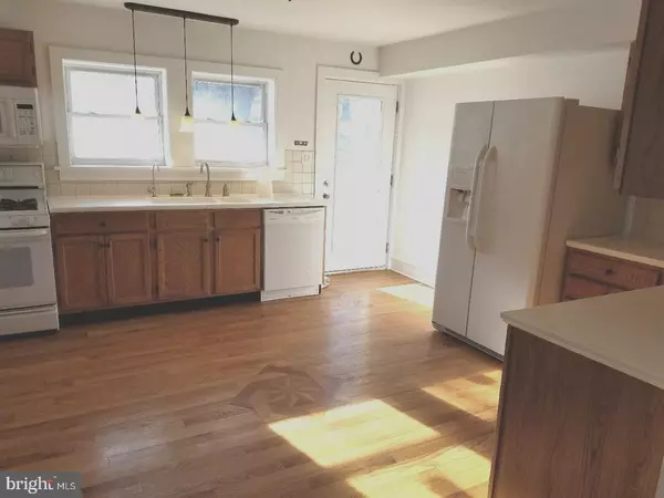 Doylestown, PA 18901,4087 ROUTE 202 #B