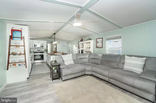 Annville, PA 17003,630 PALM CITY PARK