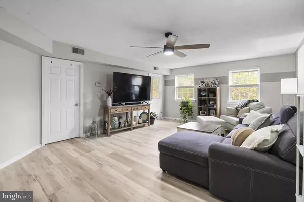 167 WOODSTREAM #CONDO 167, Jeffersonville, PA 19403