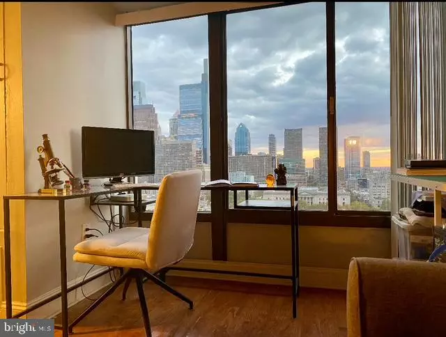 Philadelphia, PA 19130,2001 HAMILTON ST #1920