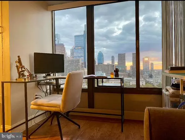 2001 HAMILTON ST #1920, Philadelphia, PA 19130