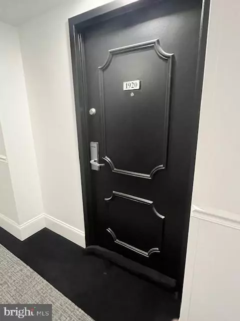 Philadelphia, PA 19130,2001 HAMILTON ST #1920