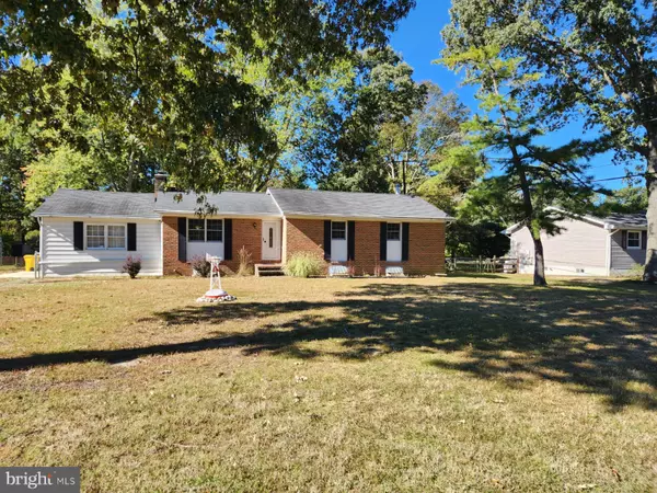 216 HICKORY POINT RD, Pasadena, MD 21122