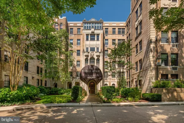 Washington, DC 20008,4700 CONNECTICUT AVE NW #206