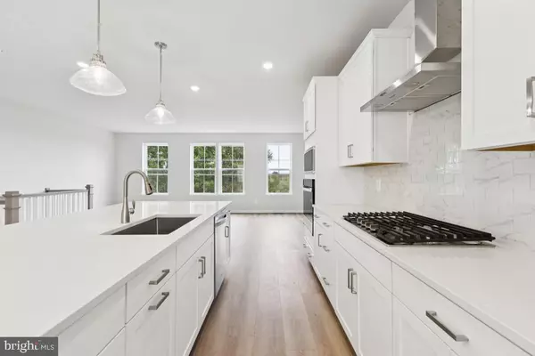 Waldorf, MD 20601,9656 KILLENNEY PL