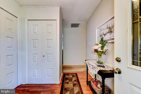 Willingboro, NJ 08046,17 THORNLEIGH PL