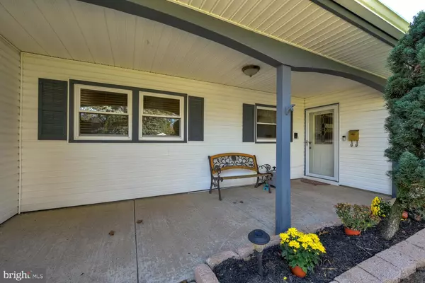 Willingboro, NJ 08046,17 THORNLEIGH PL