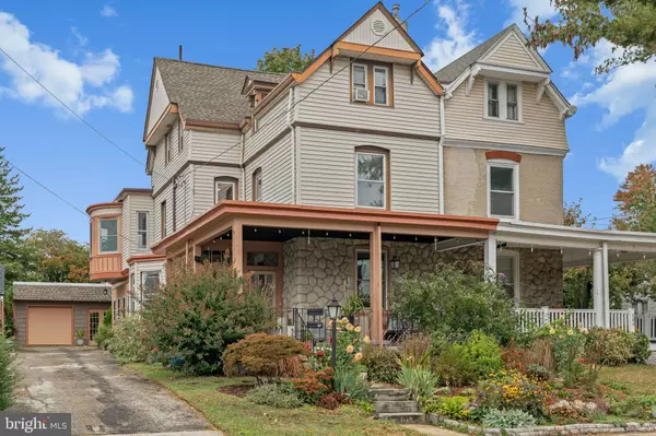 Philadelphia, PA 19128,562 LEVERINGTON AVE