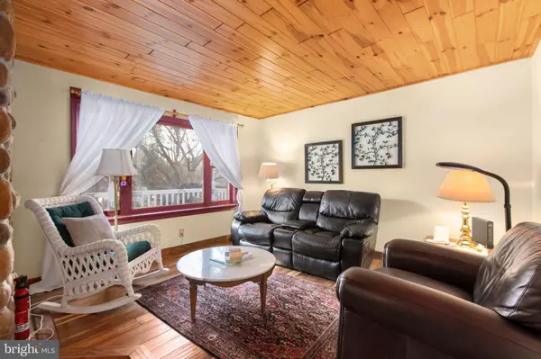 Fredericksburg, VA 22406,76 GROVE LN