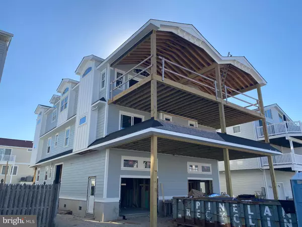 34 73RD ST #EAST, Sea Isle City, NJ 08243