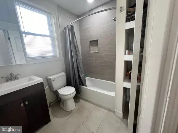 Philadelphia, PA 19121,1725 N 27TH ST #2